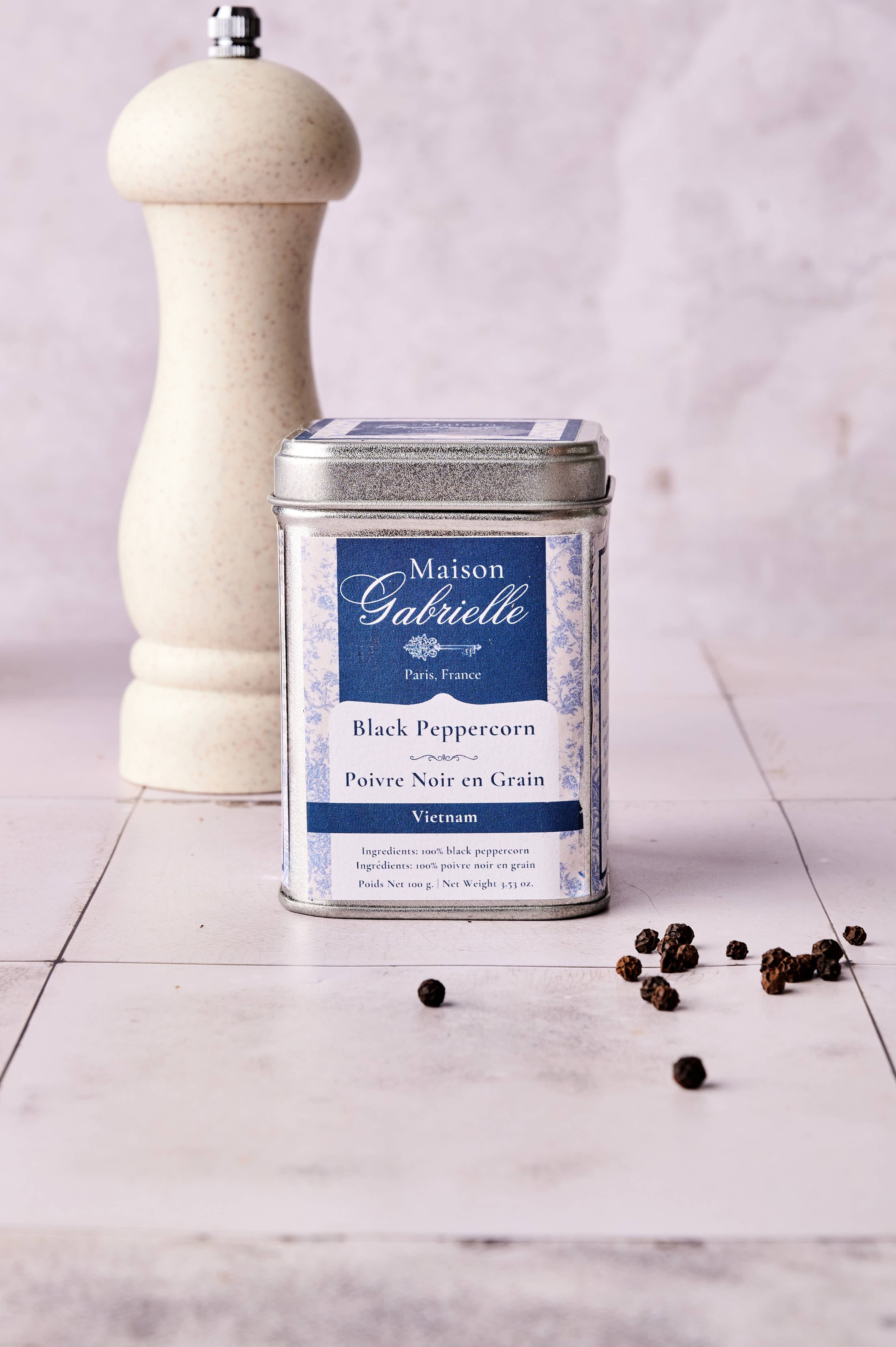 Maison Gabrielle France - Black Peppercorn - Poivre Noir en Grains Premium - epicerie tin - product photo