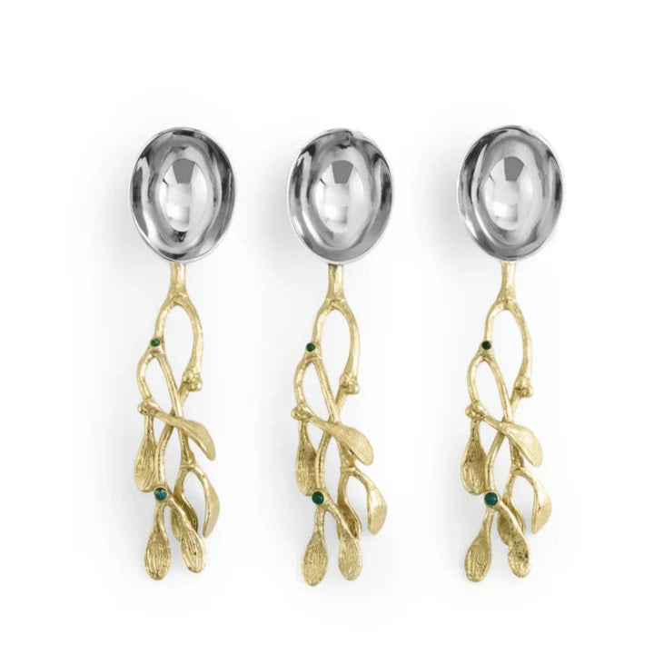 Maison Gabrielle Michael Aram Mistletoe Spoon Set with Decorative Gold and Silver Festive Detail