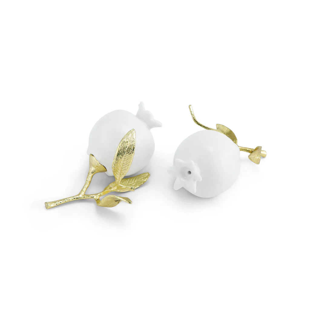 Maison Gabrielle Michael Aram Pomegranate Salt and Pepper Shaker Set with White Sculptural Fruit and Gold Leaf Branches